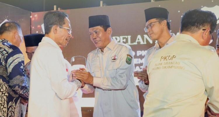 Amsakar Ajak Warga Padang Pariaman di Batam Perkuat Kebersamaan dalam Pelantikan PKDP dan GEMPAR