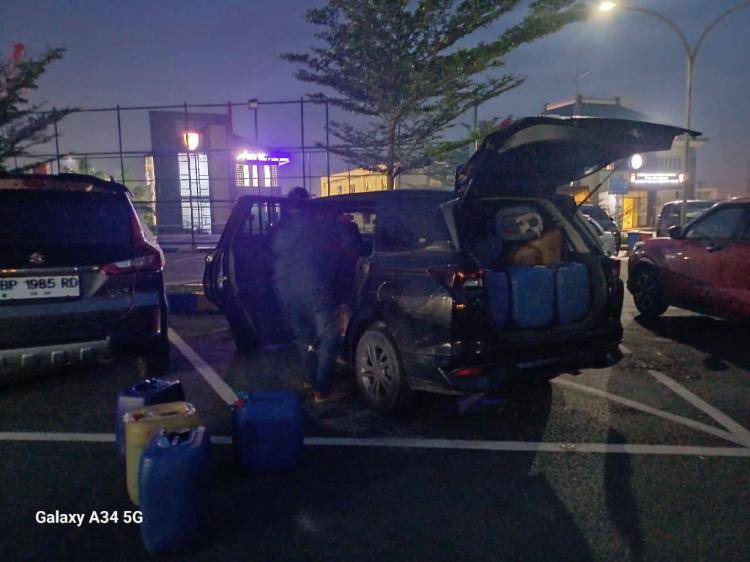 Polisi Bongkar Penyalahgunaan BBM Subsidi di Batam, Pelaku Gunakan Data Kapal Fiktif untuk Beli Pertalite