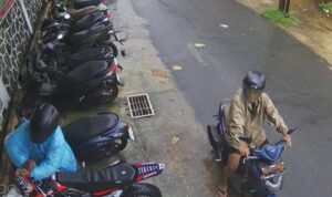 Aksi Curanmor di Baloi Indah Terekam CCTV, Motor Honda CRF Penghuni Kos Dilaporkan Hilang Aksi Curanmor di Baloi Indah Terekam CCTV, Motor Honda CRF Penghuni Kos Dilaporkan Hilang