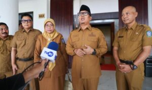 Wagub Kepri Dorong Seluruh OPD Raih Predikat Informatif pada 2026 demi Perkuat Transparansi Publik Wagub Kepri Dorong Seluruh OPD Raih Predikat Informatif pada 2026 demi Perkuat Transparansi Publik