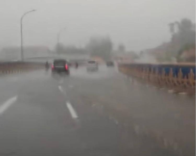 Flyover Sei Ladi Kembali Tergenang, Warga Keluhkan Jalan Gajah Mada Mudah Banjir Meski Hujan Ringan