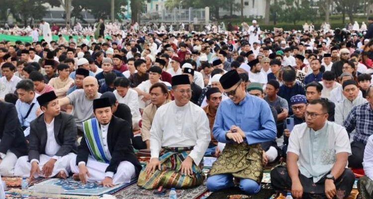 Ribuan Jamaah Padati Dataran Engku Putri Batam untuk Salat Iduladha 1447 Hijriah