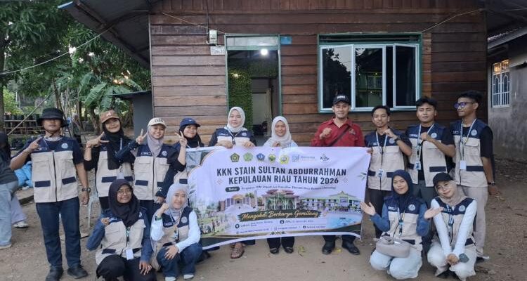 Tangan Terbuka Warga Sambut Mahasiswa KKN STAIN Kepri di Desa Dendun
