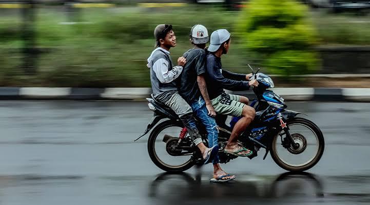 Polres Anambas Gencarkan Kampanye Stop Bonceng Tiga, Tekankan Keselamatan Pengendara di Jalan