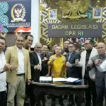 DPR dan Pemerintah Rumuskan Penyelesaian Konflik Agraria, RUU Siap Dibawa ke Paripurna DPR dan Pemerintah Rumuskan Penyelesaian Konflik Agraria, RUU Siap Dibawa ke Paripurna