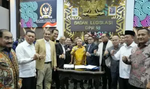 DPR dan Pemerintah Rumuskan Penyelesaian Konflik Agraria, RUU Siap Dibawa ke Paripurna DPR dan Pemerintah Rumuskan Penyelesaian Konflik Agraria, RUU Siap Dibawa ke Paripurna