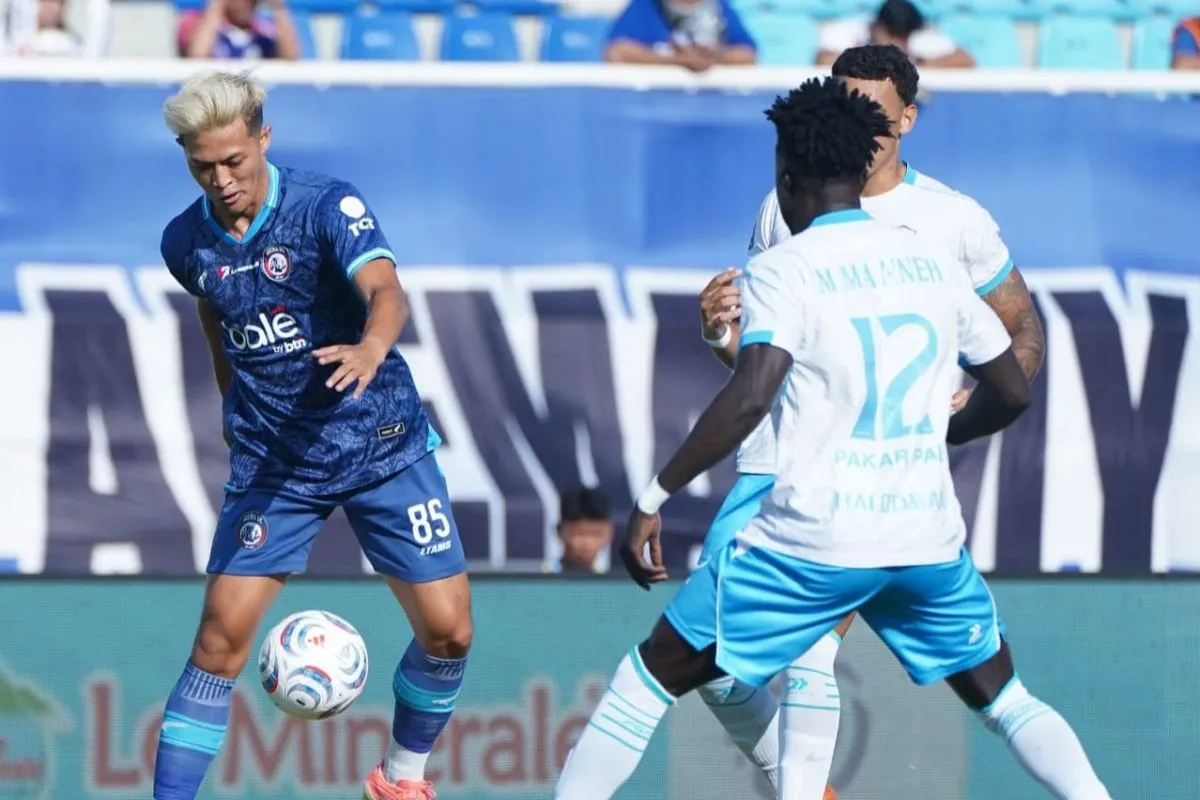 Arema FC Pesta Empat Gol di Kanjuruhan, Isenmulang Tak Berkutik pada Laga Perdana
